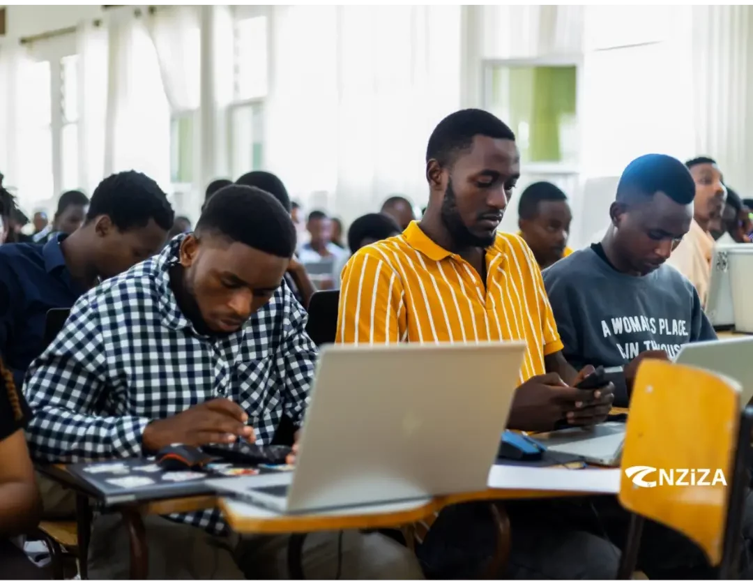 Participantes aprendiendo técnicas avanzadas de diseño con ProtaStructure in Africa en Nziza BIM Academy.