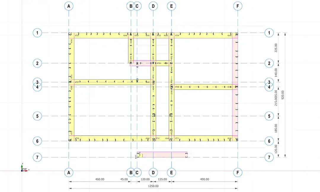 Plan de structure d'une maison à ossature métallique légère avec les files de murs porteurs et les axes